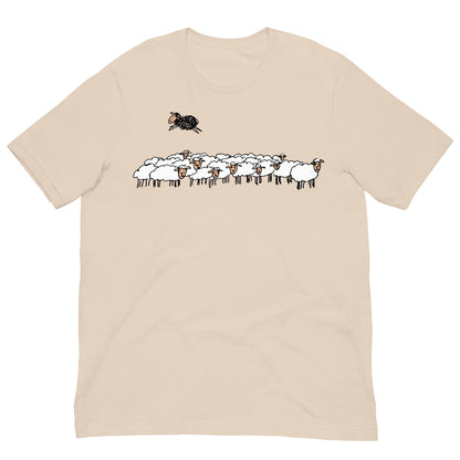 camiseta oveja negra ilustracion beige