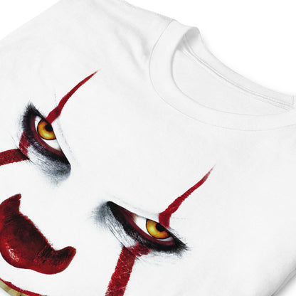 detalle de camiseta payaso pennywise it blanca
