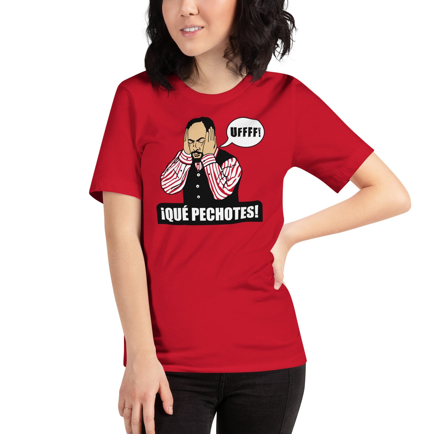 mujer con camiseta que pechotes de antonio recio de la que se avecina en color rojo