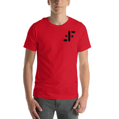 hombre con camiseta resistencia serie v roja