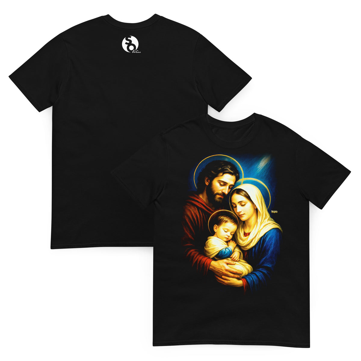 Camiseta negra con la Virgen María, San José y el Niño Jesús dormido en brazos delante y logo SO Wear detrás
