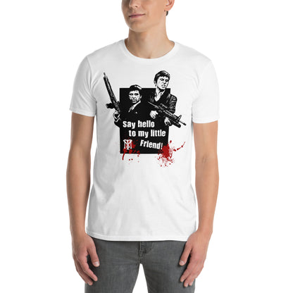 hombre con camiseta say hello to my little friend tony montana scarface blanca