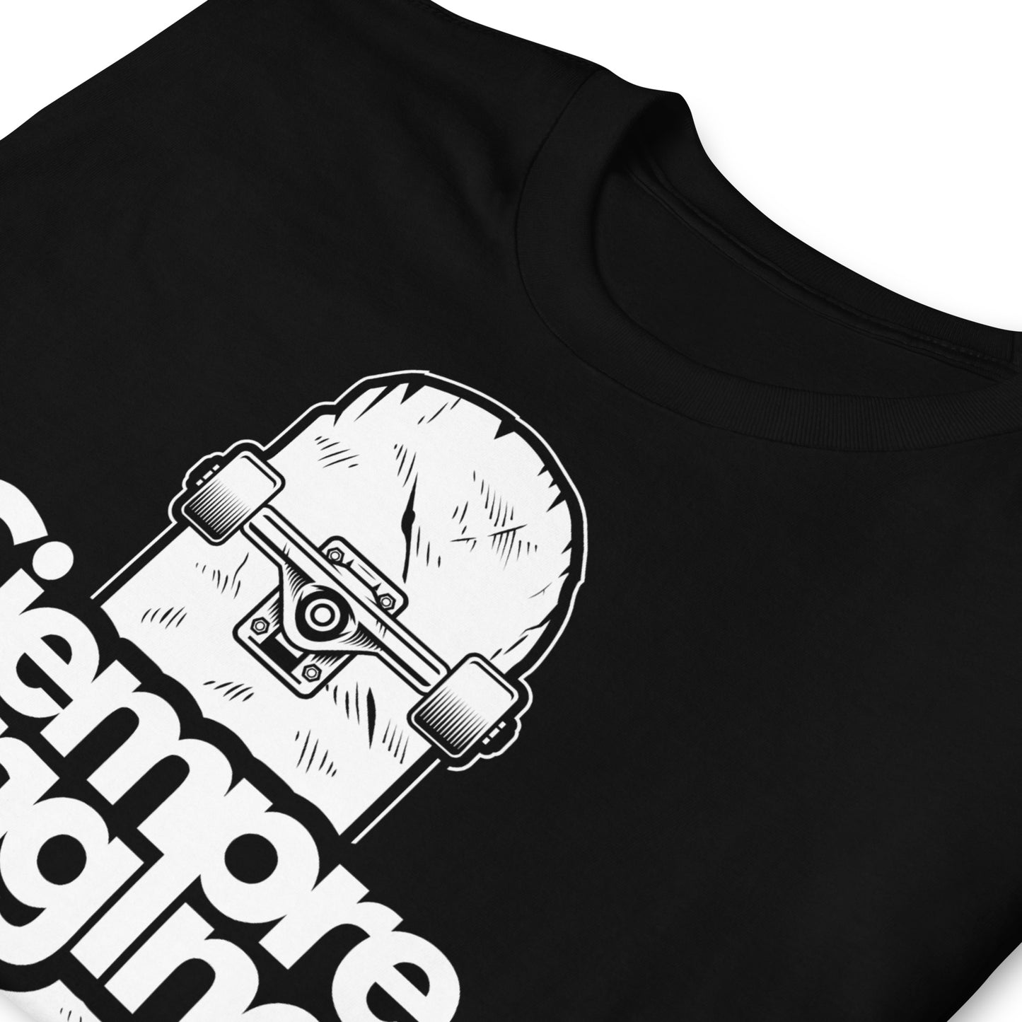 detalle de camiseta skate or die siempre original en color negro