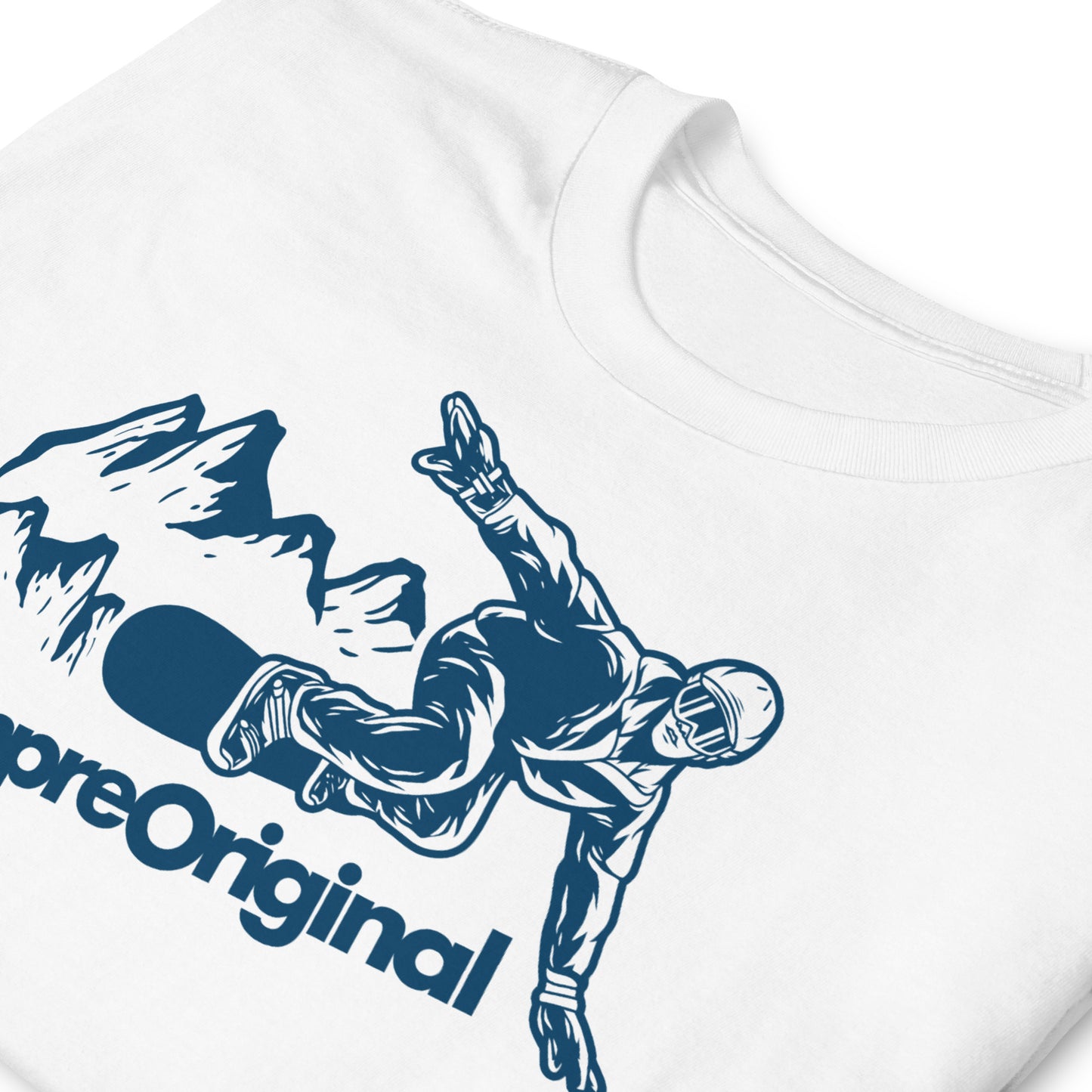 detalle de camiseta snowboard montana blanca