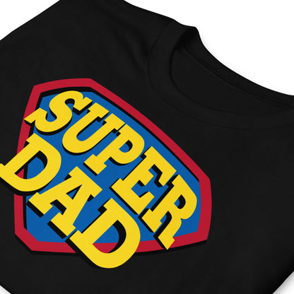 detalle de camiseta super dad papa negra