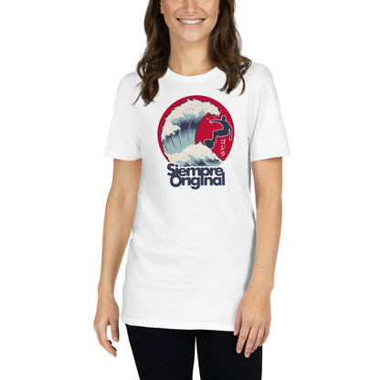 mujer con camiseta surf ola japonesa blanca