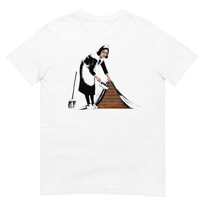 camiseta sweep it under the carpet banksy blanca