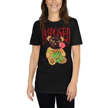 mujer con camiseta teddy bear all limits are self imposed siempre original urban en color negro