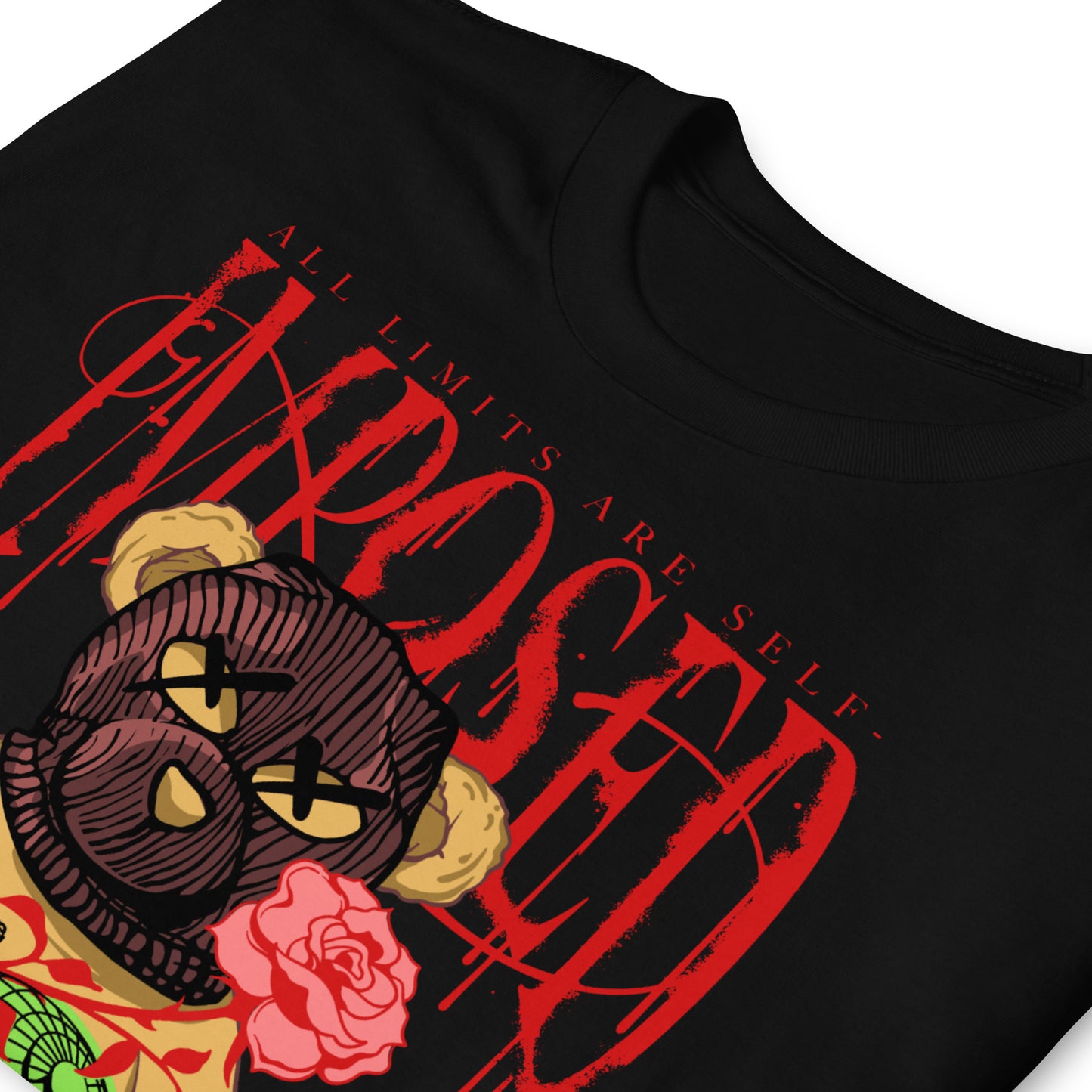 detalle de camiseta teddy bear all limits are self imposed siempre original urban en color negro
