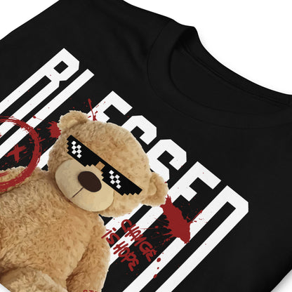 detalle de camiseta teddy bear blessed negra