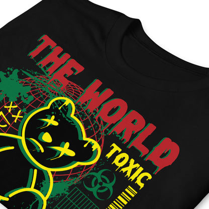 detalle de camiseta teddy bear toxic world negra