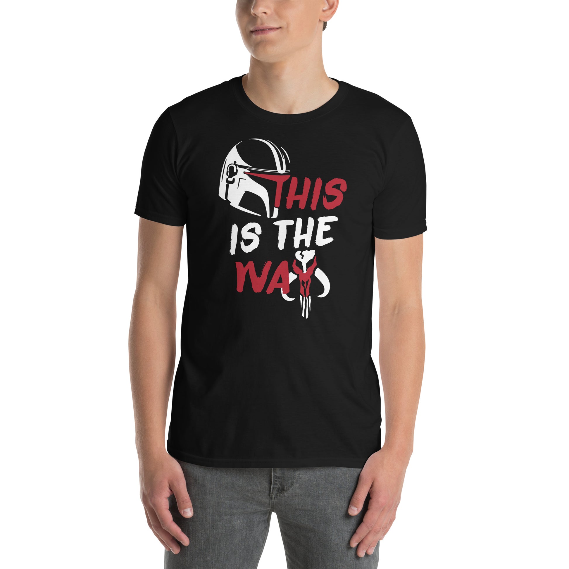hombre con camiseta the mandalorian este es el camino this is the way en color negro