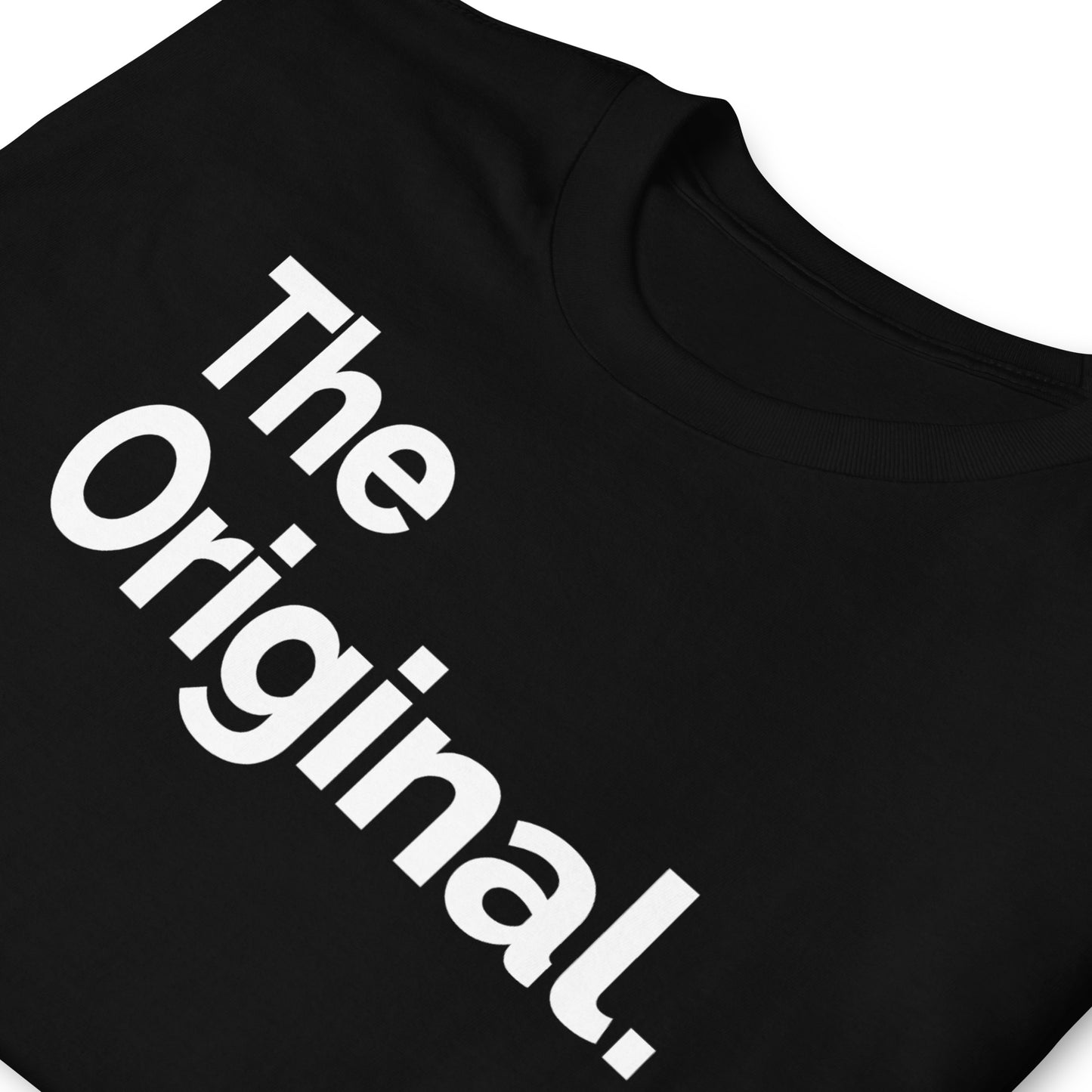 detalle de camiseta the original en color negro