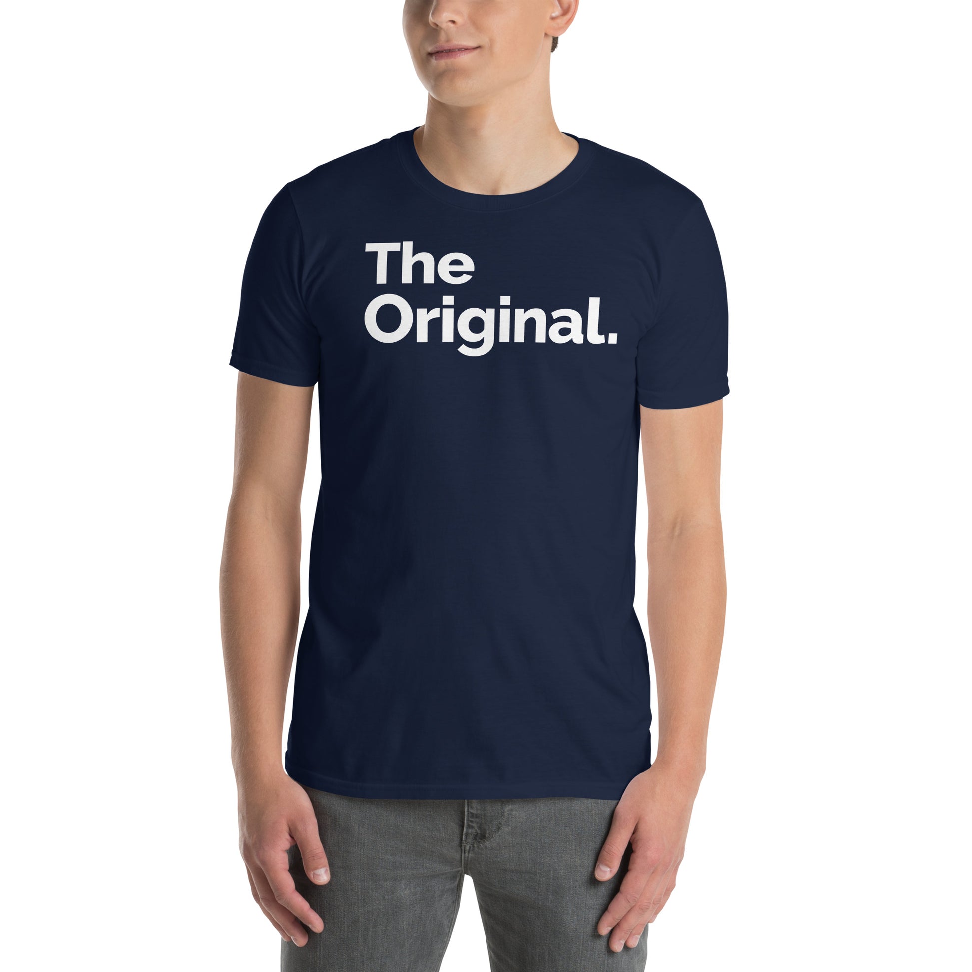 hombre con camiseta the original regalo dia del padre madre en color azul marino