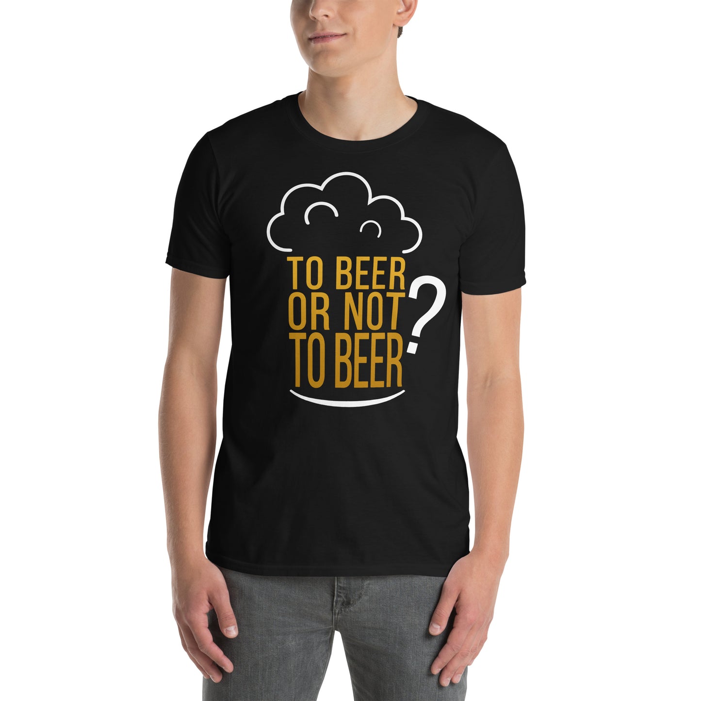 hombre con camiseta to beer or not to beer cerveza hamlet en color negro