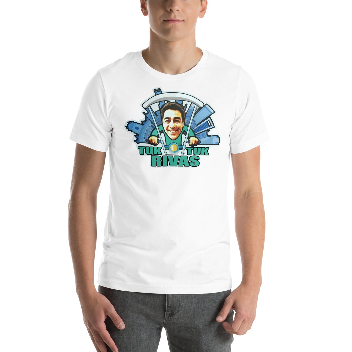 hombre con camiseta tuk tuk rivas amador la que se avecina en color blanco