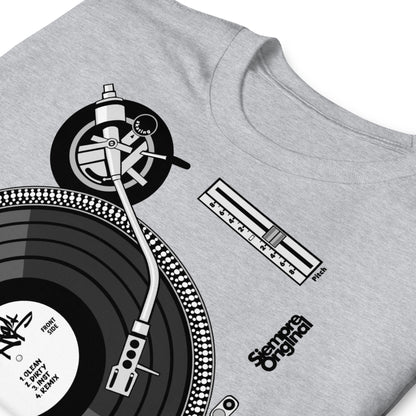 detalle de camiseta turntable plato dj siempre original urban en color gris