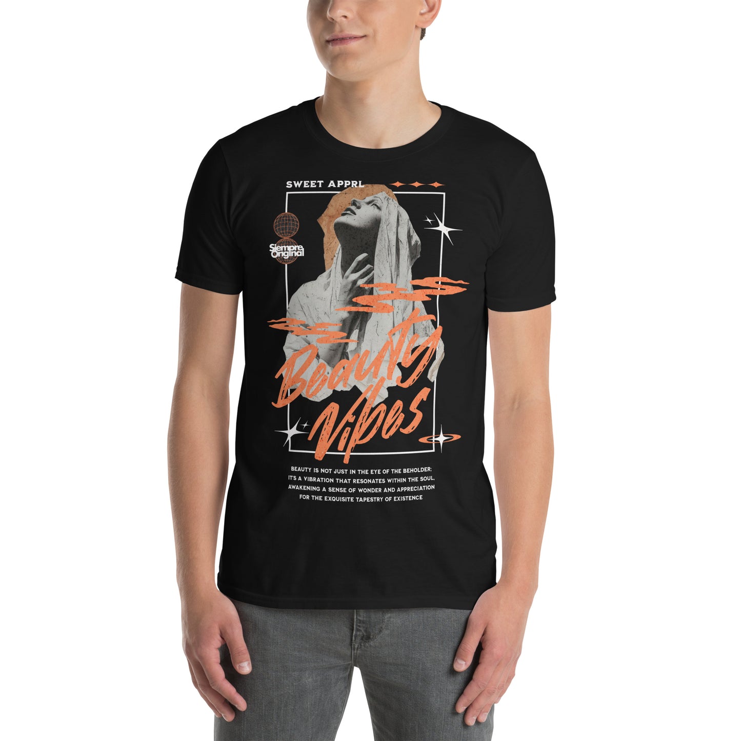 hombre con camiseta virgen maria arte clasico negra