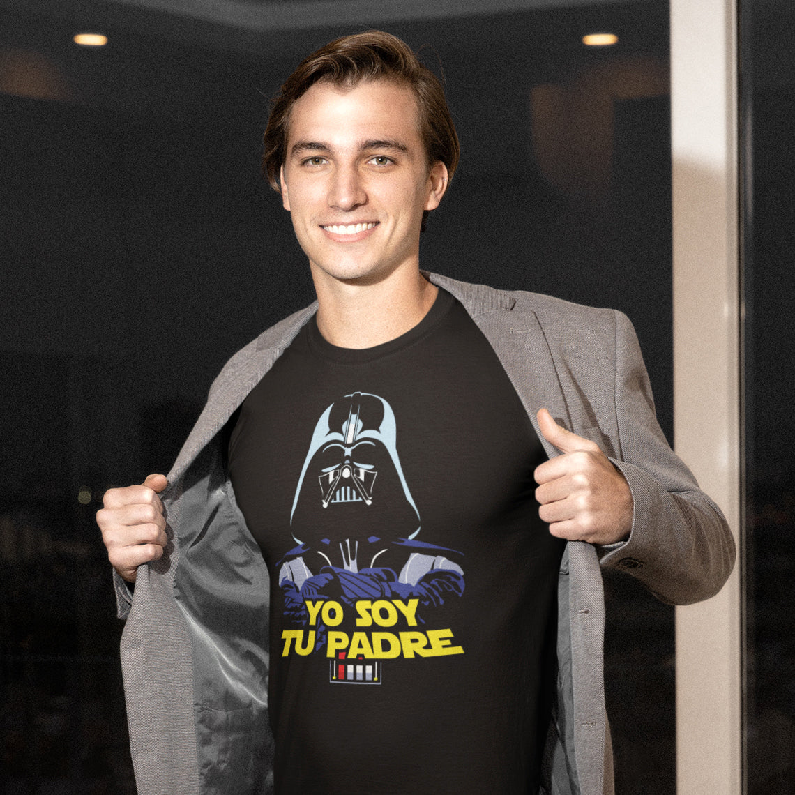 hombre con camiseta yo soy tu padre negra