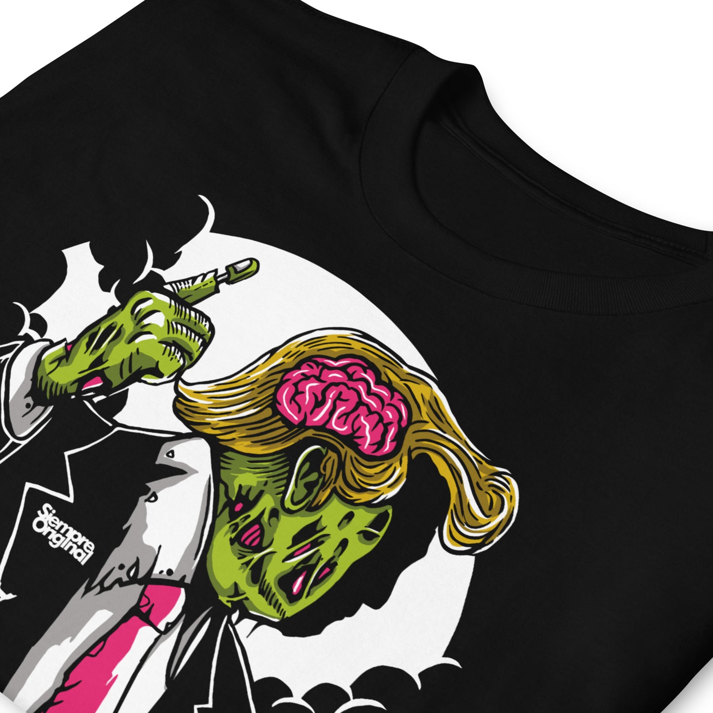 detalle de camiseta zombie donald trump negra