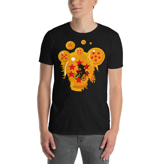 hombre con camiseta de goku de bola de dragon en color negro
