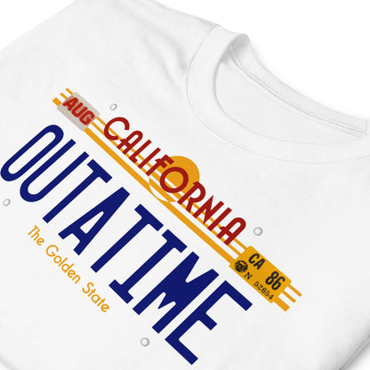 Camiseta Matrícula OutatimeCamiseta Outatime de Regreso al Futuro. Color Blanco. Detalle.